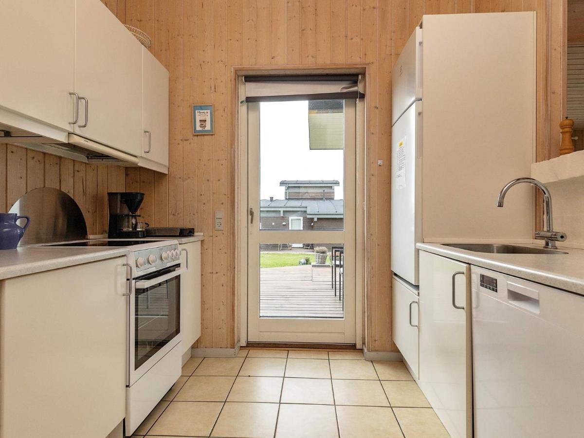 8 Person Holiday Home In Faaborg Exterior photo